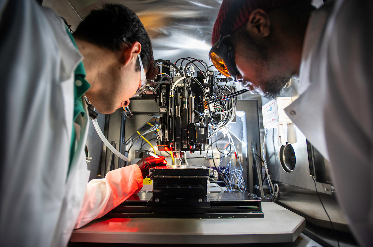 usage of lab equipment